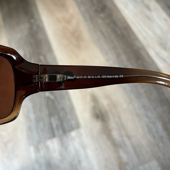 Authentic Maui Jim’s Palms with case - Picture 6 of 6